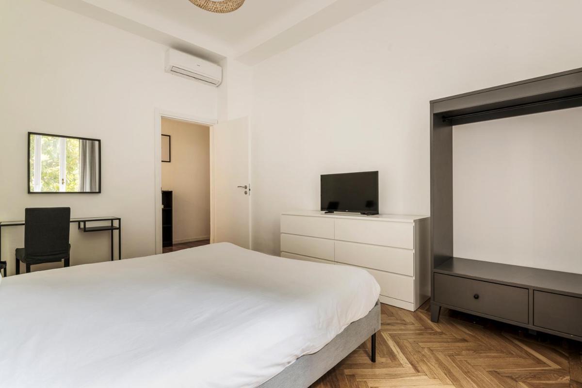 Luxury 4 Bedrooms Close To Duomo Appartamento *