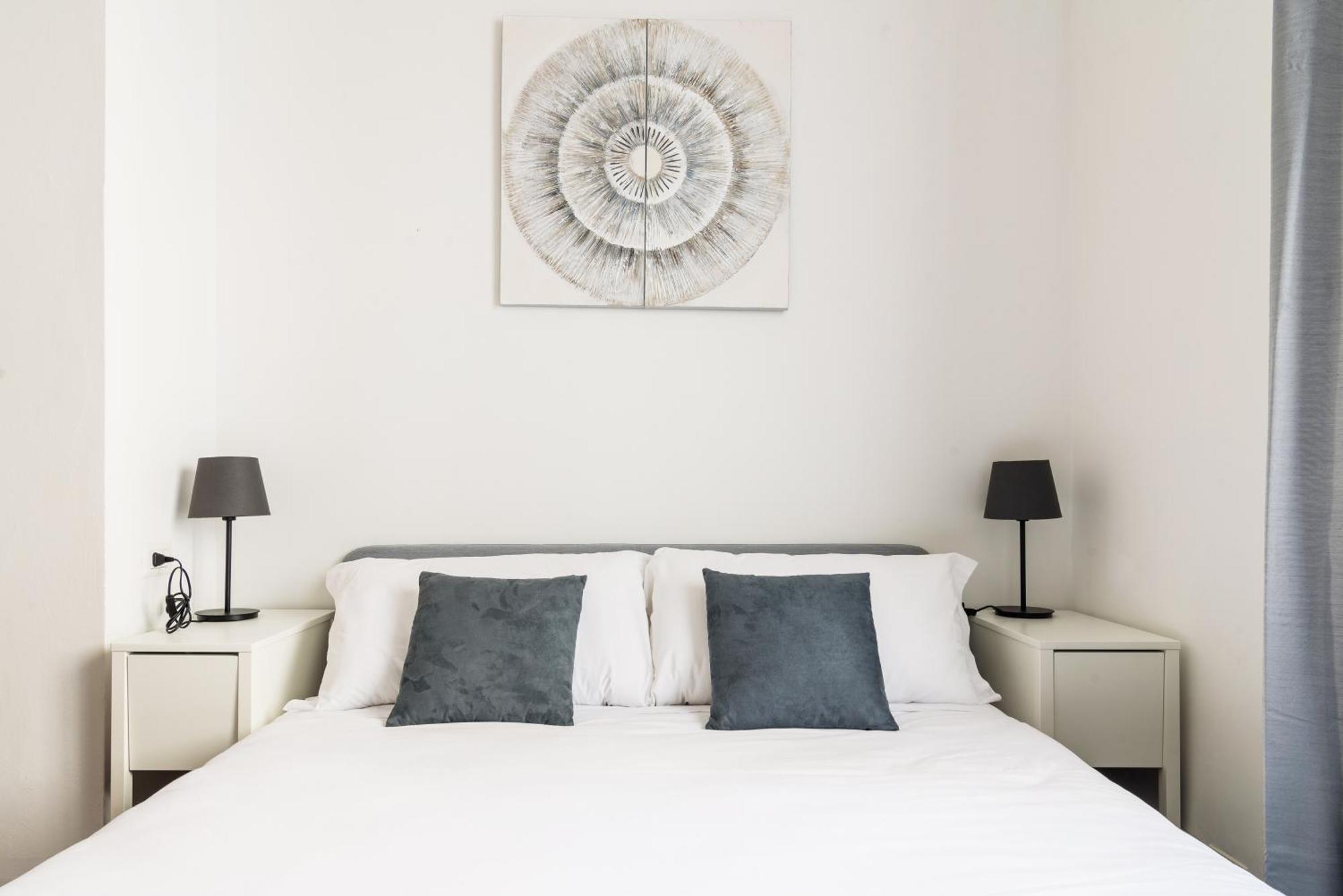 Luxury 4 Bedrooms Close To Duomo * Milano
